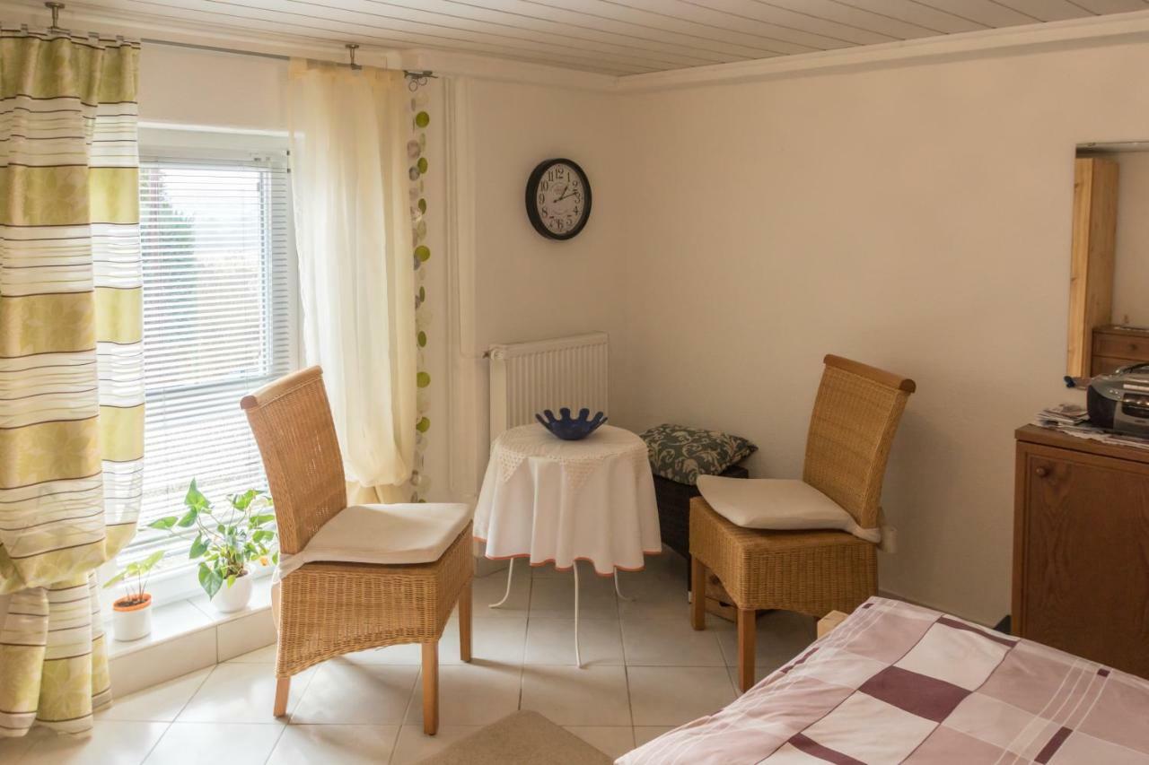 Ferienwohnung Buettner Solms-Oberbiel Buitenkant foto