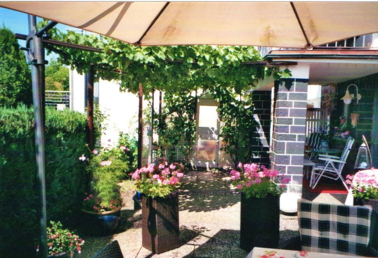 Ferienwohnung Buettner Solms-Oberbiel Buitenkant foto